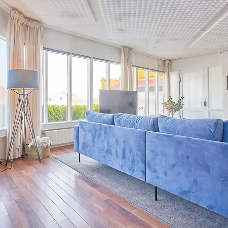 6 Person Holiday In Lägenhet *