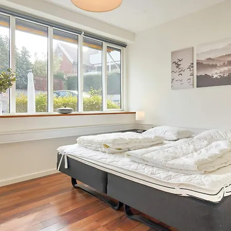 6 Person Holiday In Allinge-Sandvig