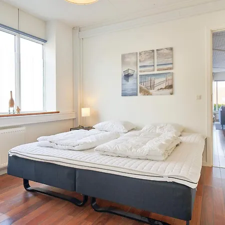 6 Person Holiday In Lägenhet *